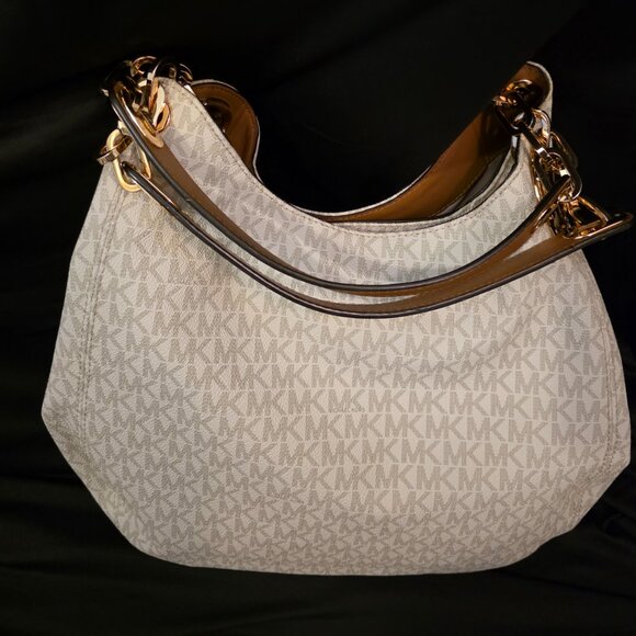 Michael Kors Lillie Large Logo Shoulder Bag w/Logo Wristlet - Picture 2 of 8